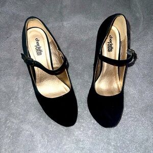 Black heels